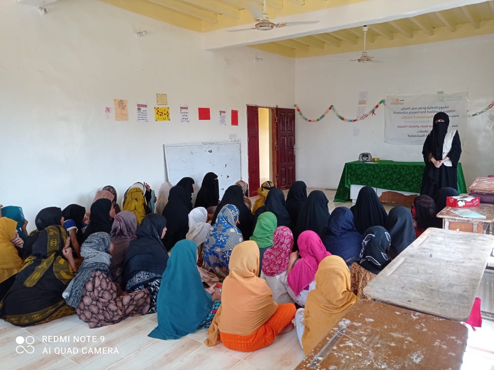 جلسات توعية مجتمعية متنوعة للنساء والفتيات في المهرة