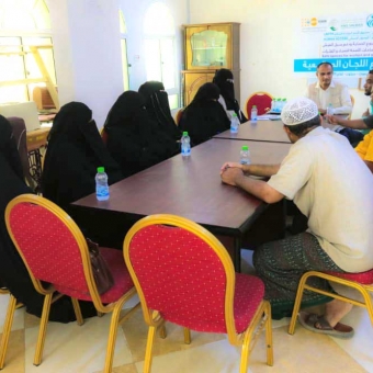 عقد الاجتماع الدوري لأعضاء اللجان المجتمعية وشبكة الإقران في سيئون