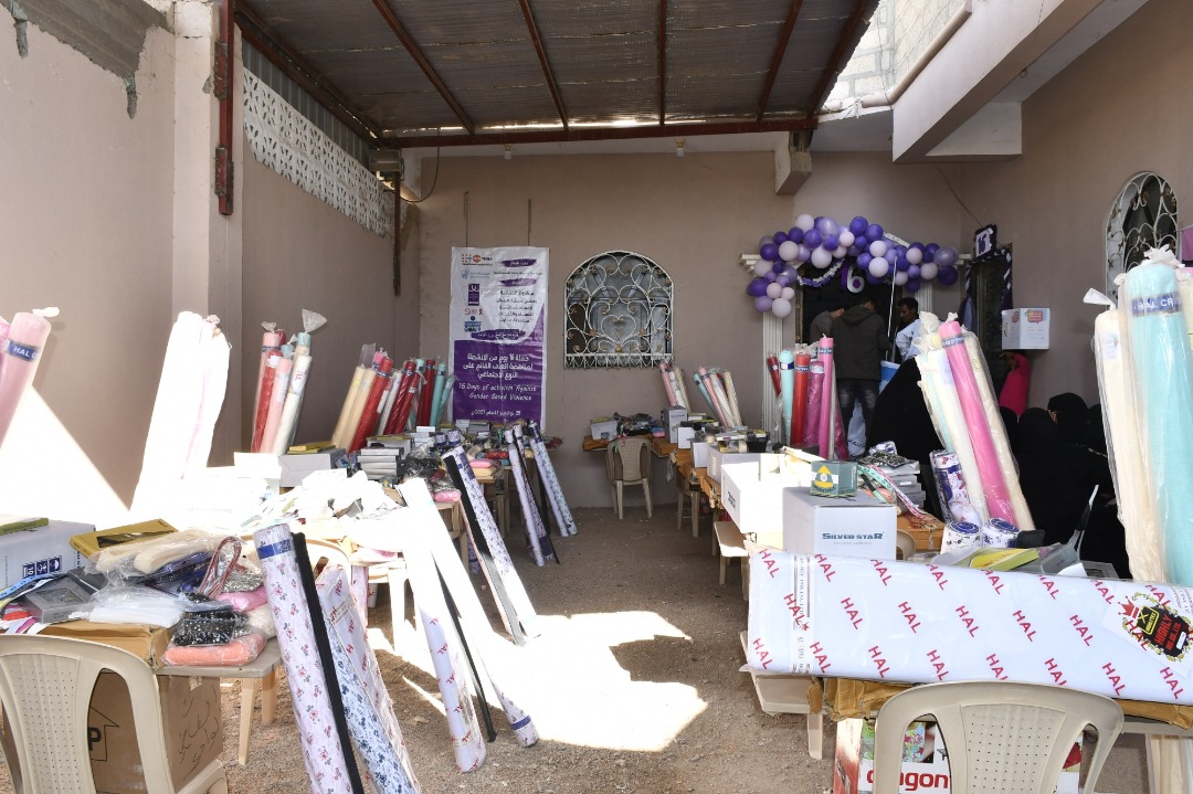 تسليم منح التمكين الاقتصادي للنساء والفتيات في مأرب