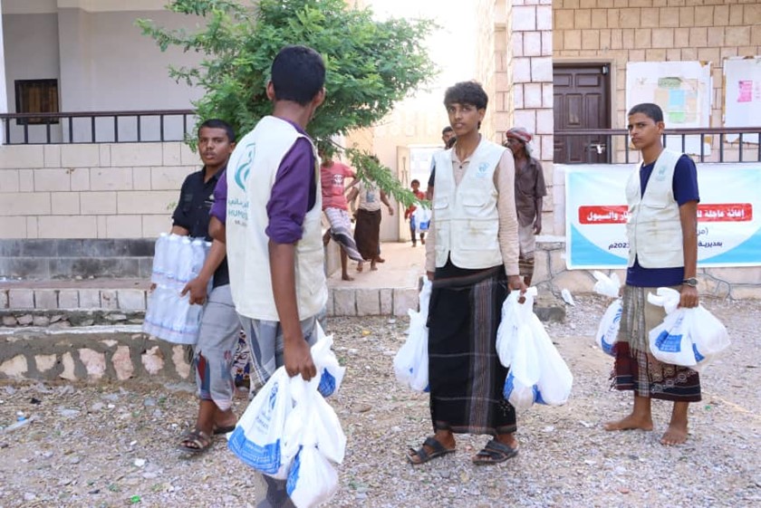 الوصول الإنساني تقدم مساعدات للمتضررين من الإعصار في حضرموت