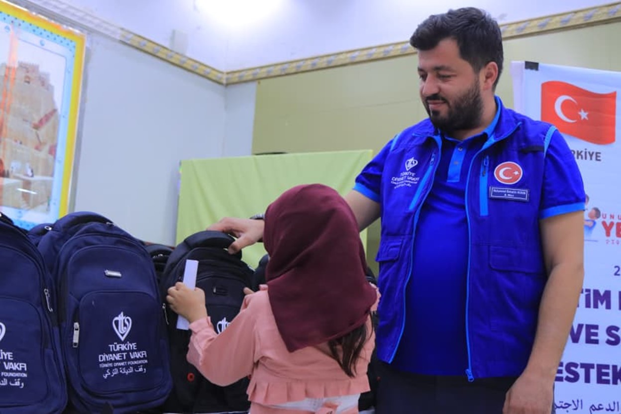 3000 يتيم ويتيمة يعودون إلى المدرسة بقلوب تنبض بالأمل والفرح