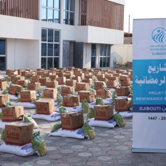 أيادي العطاء ممدودة إلى اليمنيين اللاجئين في الخارج