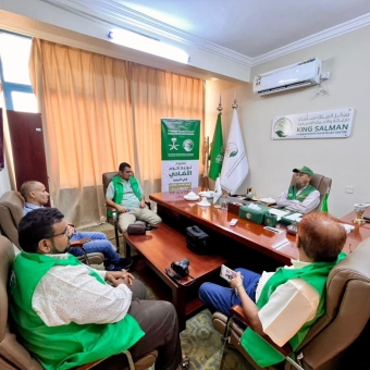 الوصول الإنساني ومركز الملك سلمان يبحثان تنفيذ مشروع الأضاحي في عدن 